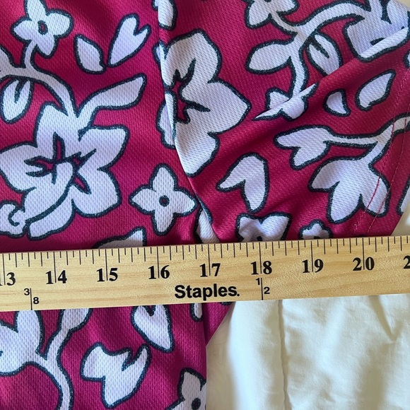 Canari Red and White Floral Bicyclist Shirt Hawaiian light weight vibrant sporty - Picture 4 of 7
